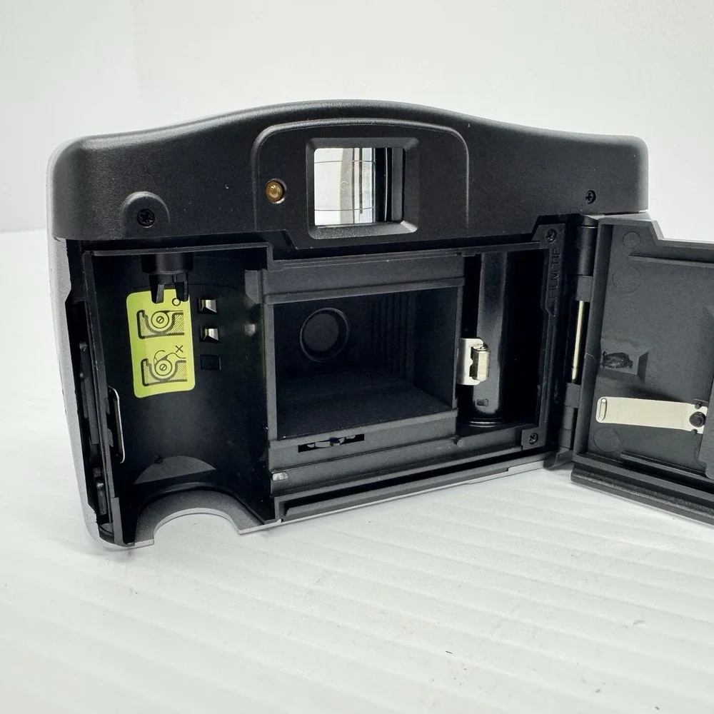Olympus Infinity XB 35mm - Film Quartz Date Camera With Case Autofocus Tested